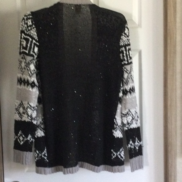 Faded Glory Black White and Gray Open Sweater - Picture 4 of 8